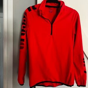 Crossfit Pullover; Gloves and Weightlifting belt